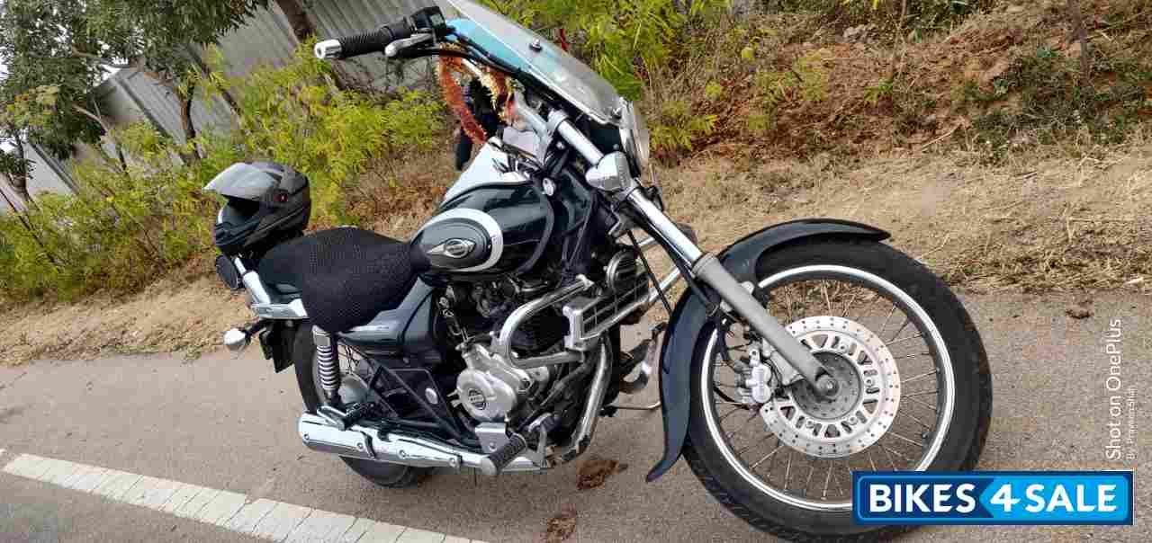 Bajaj Avenger Cruise 220