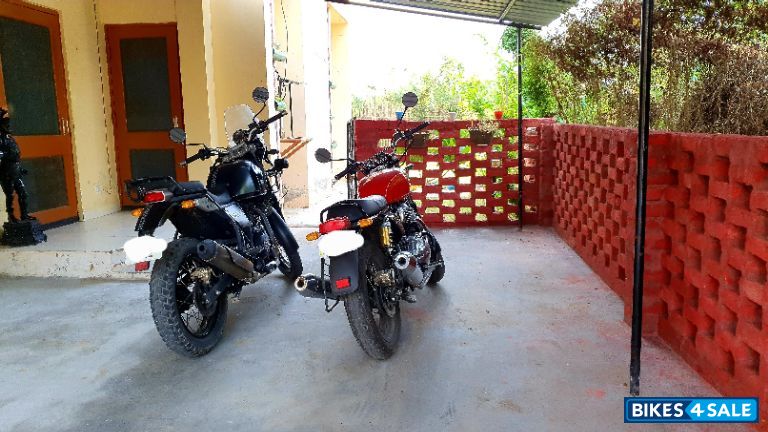 Red Royal Enfield Interceptor 650 Twin