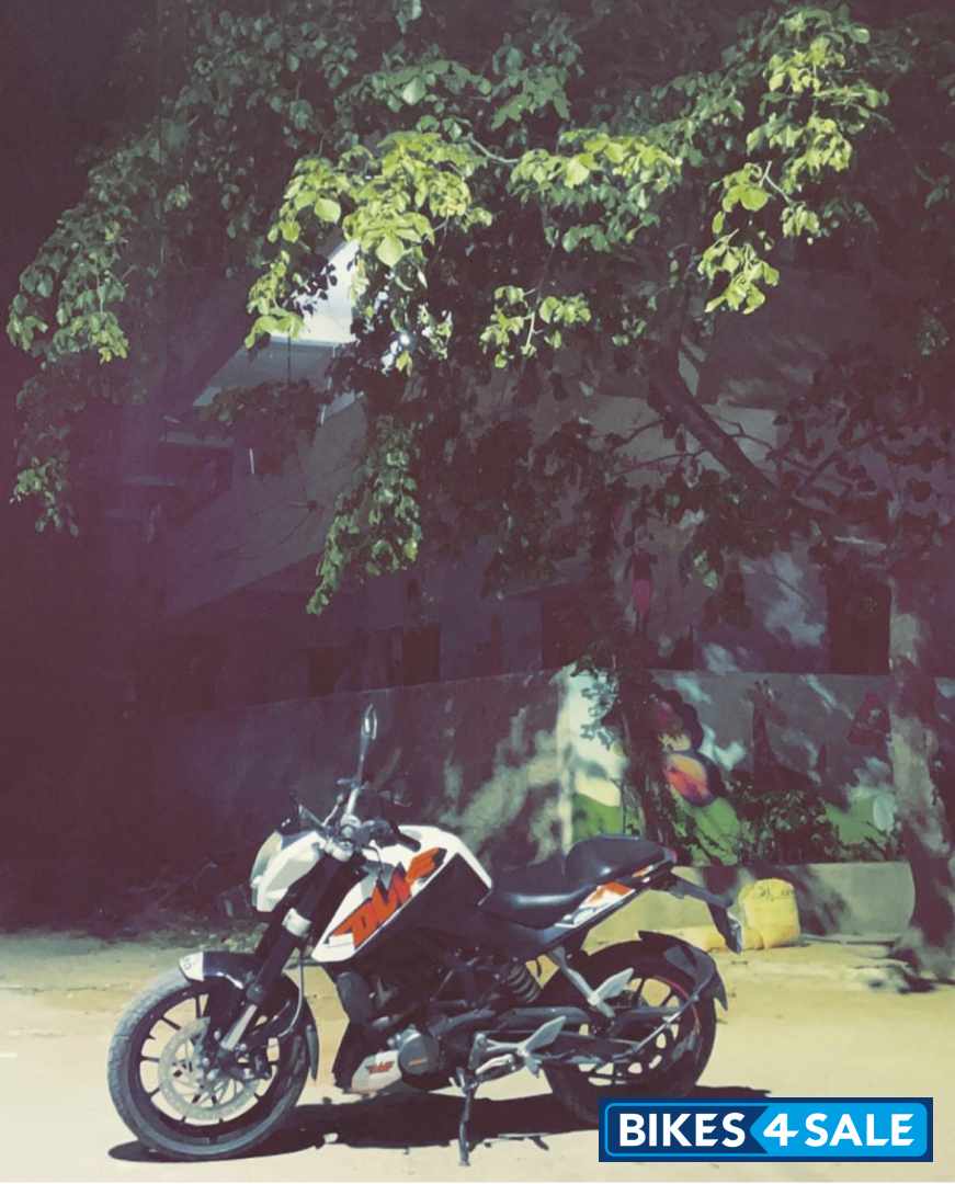KTM Duke 200