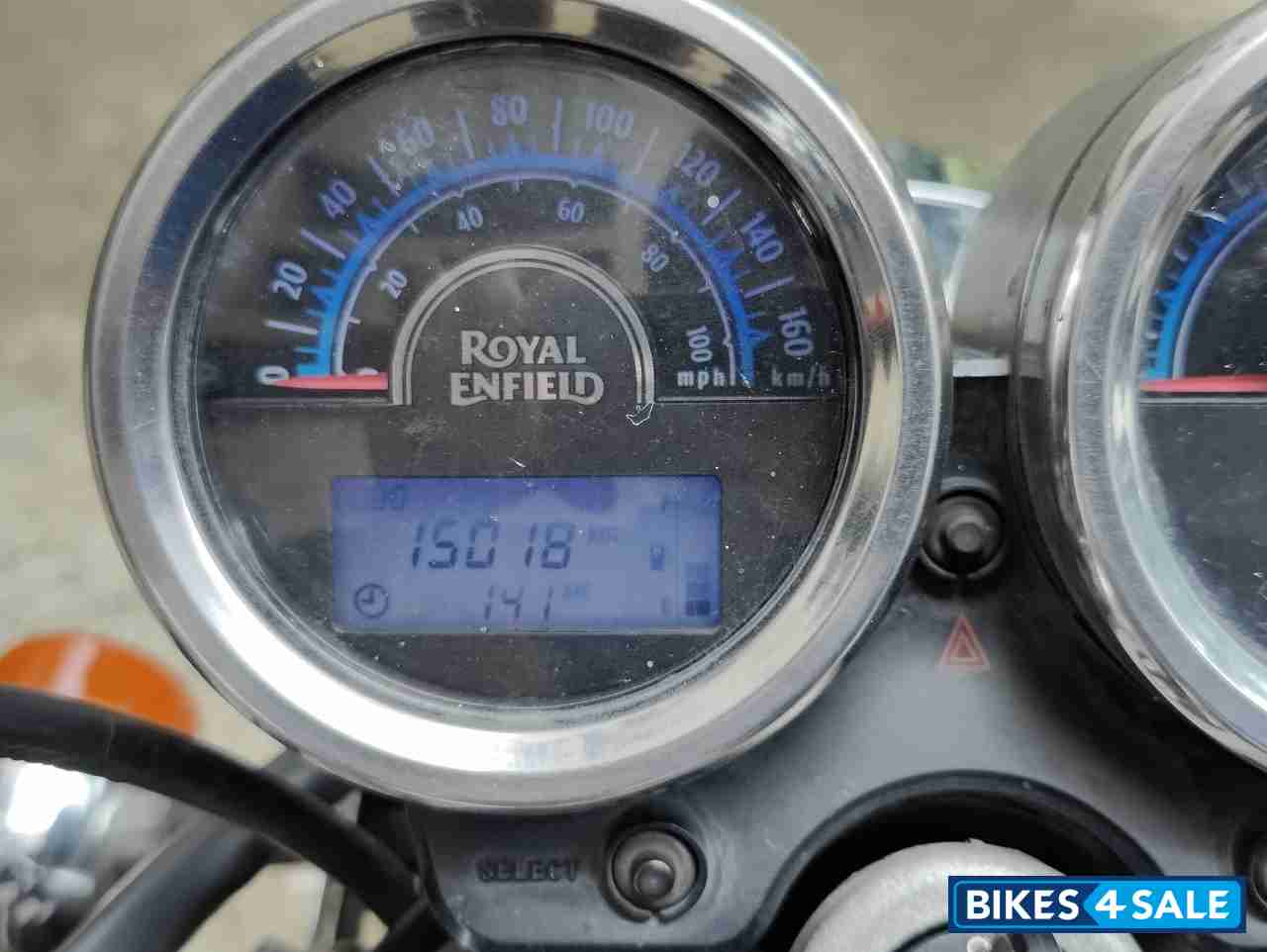 Lightning Royal Enfield Thunderbird 350