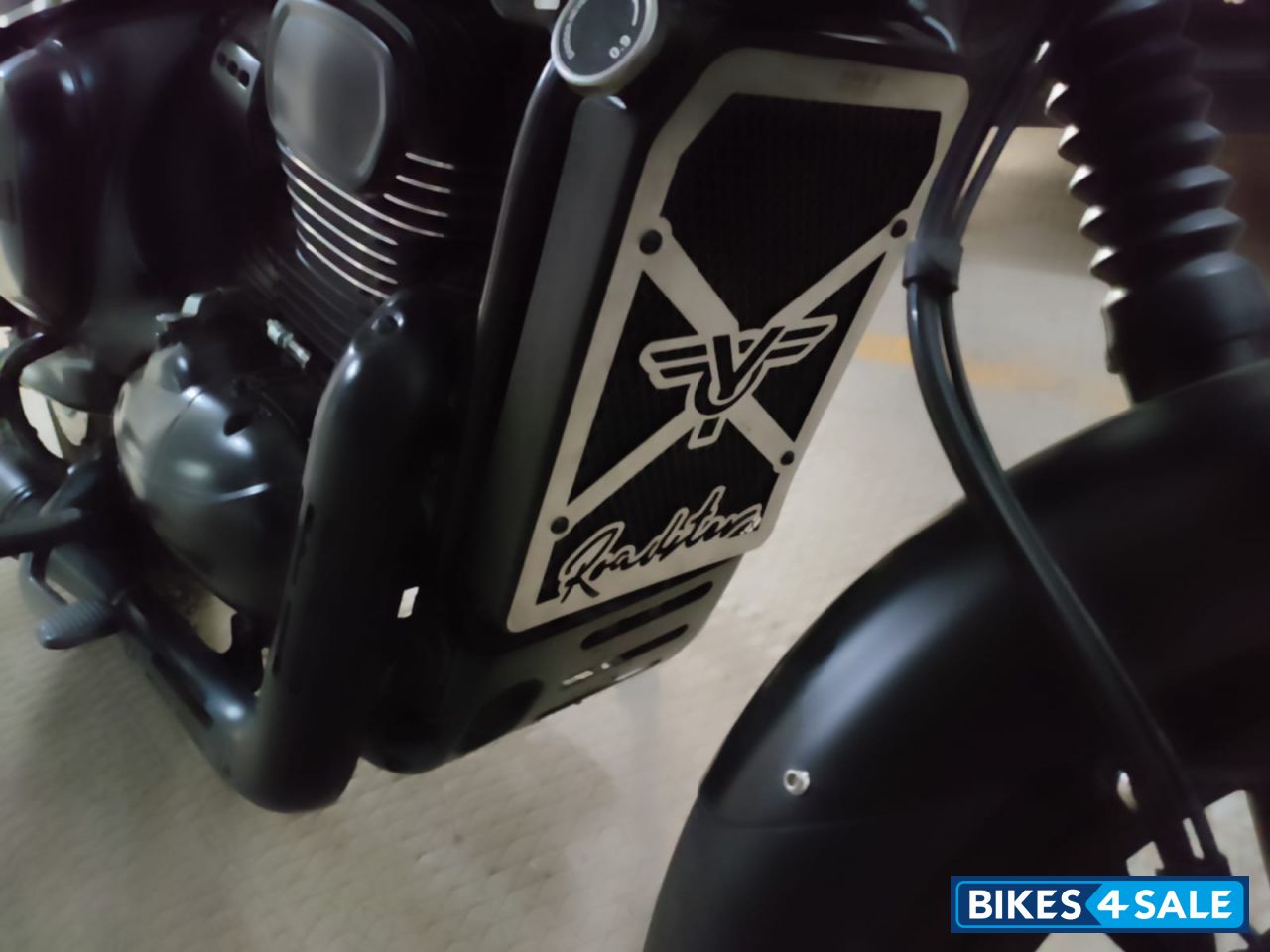 Hunter Green Yezdi Roadster Hunter Green