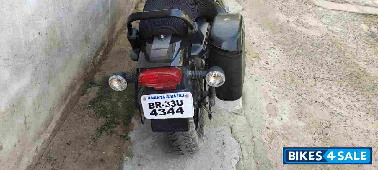 Bajaj Avenger Street 160