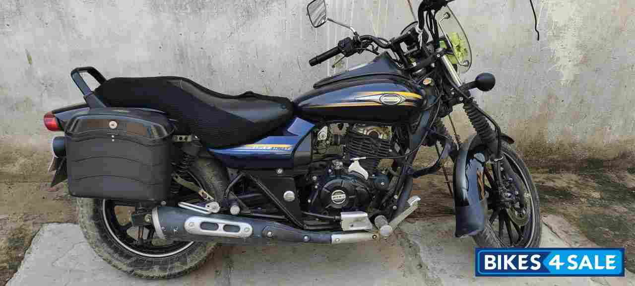Bajaj Avenger Street 160