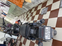 Matt Black Bajaj Avenger 220 DTS-i