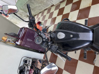 Matt Black Bajaj Avenger 220 DTS-i