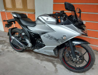 Silver Body Suzuki Gixxer SF