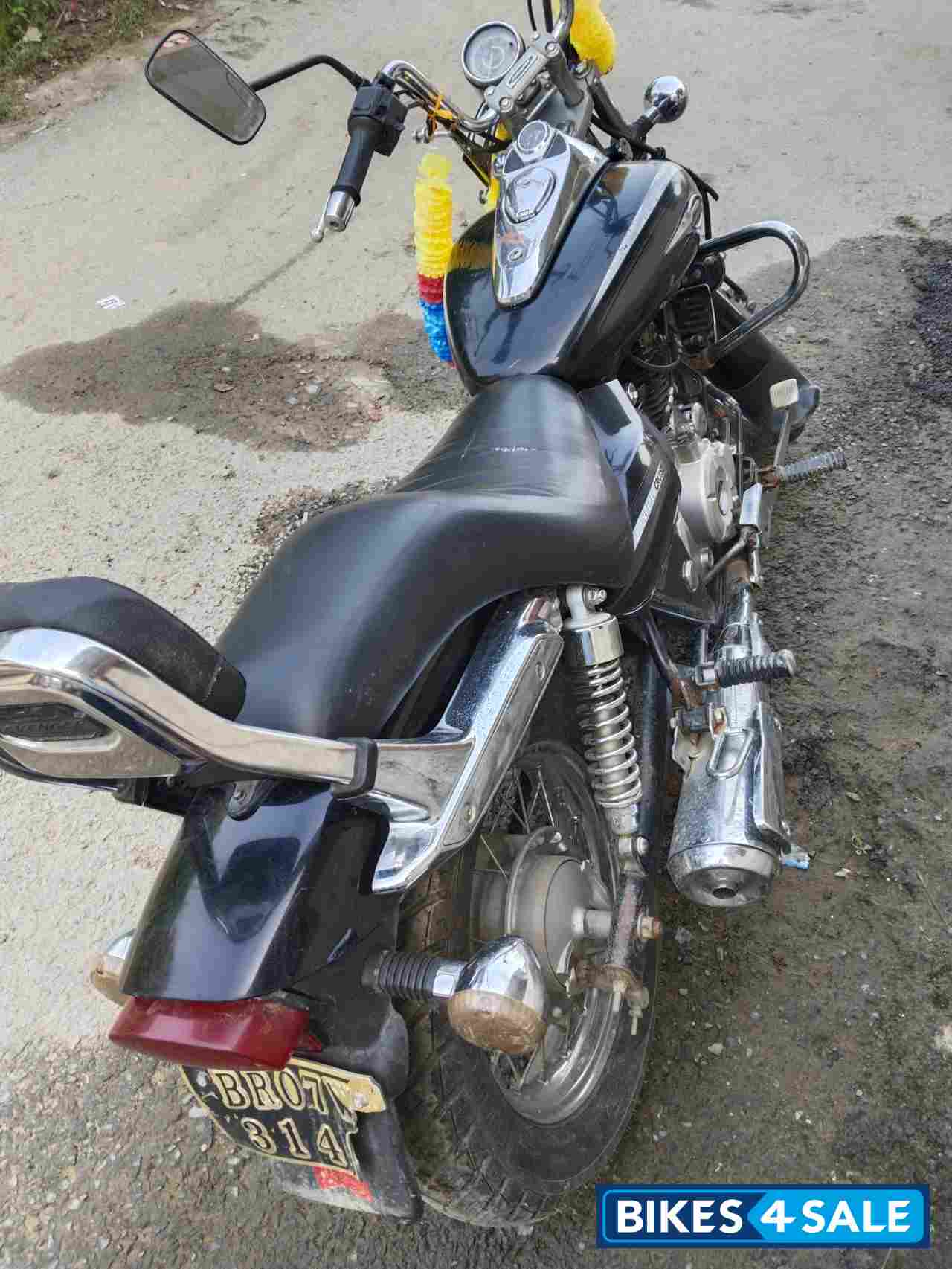 Bajaj Avenger Cruise 220