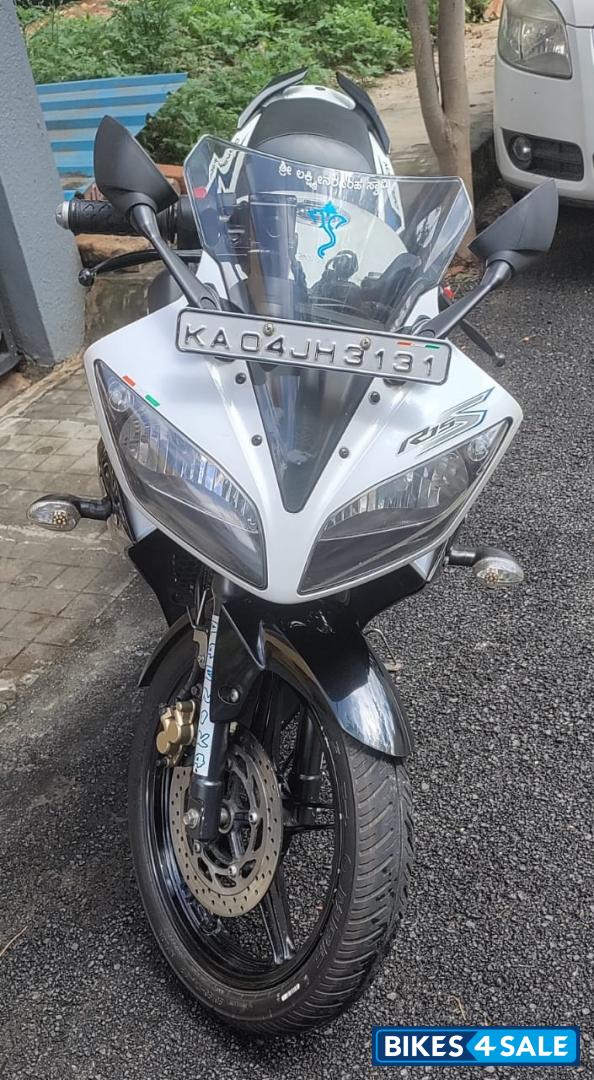 White And Blue Yamaha YZF R15 S