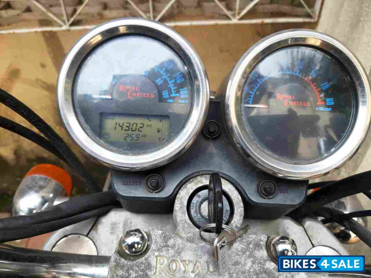 Twilight Royal Enfield Thunderbird 500