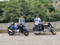 Sapphire Blue Bajaj Pulsar 180
