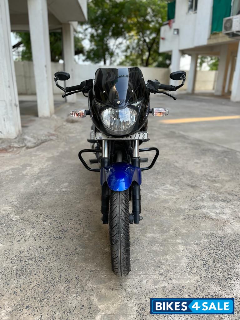 Sapphire Blue Bajaj Pulsar 180
