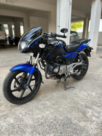 Sapphire Blue Bajaj Pulsar 180