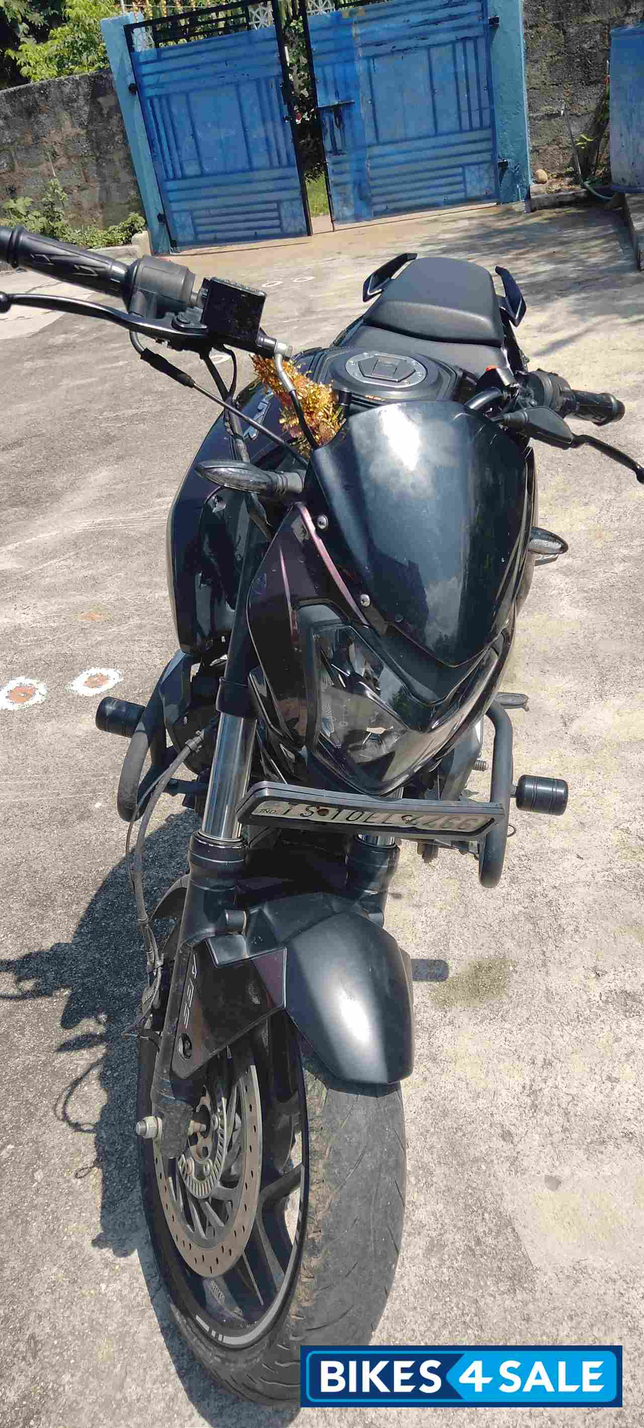 Bajaj Dominar 400 Disc