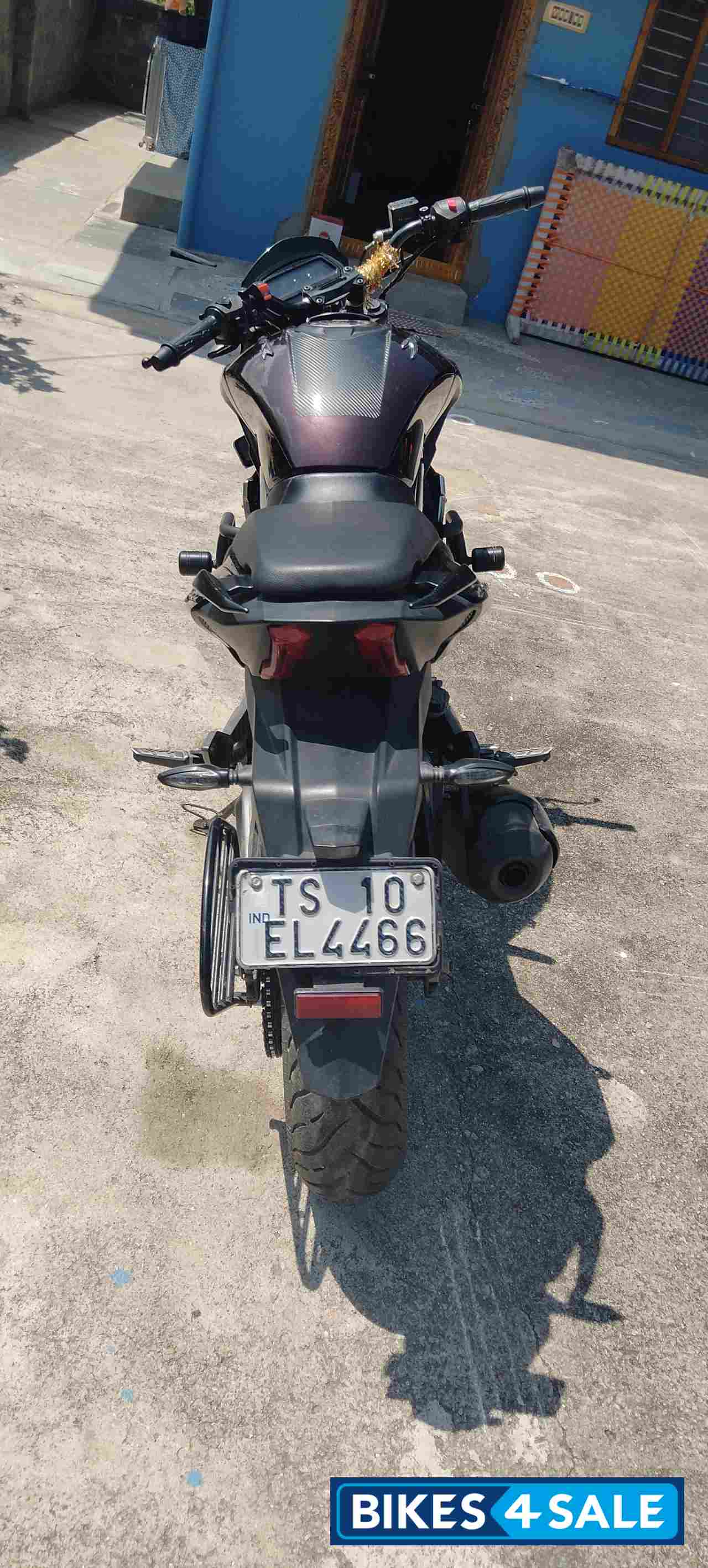 Bajaj Dominar 400 Disc