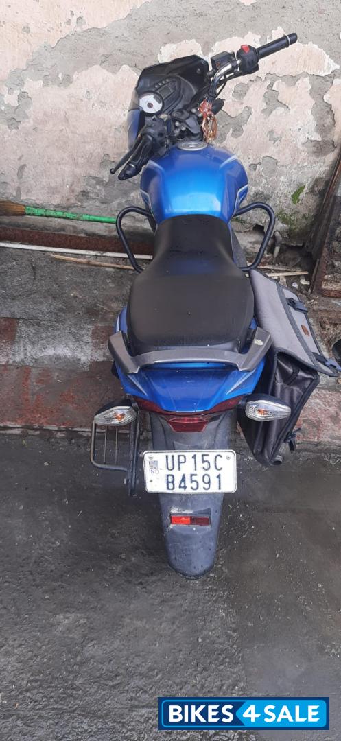 TVS Victor Premium Edition