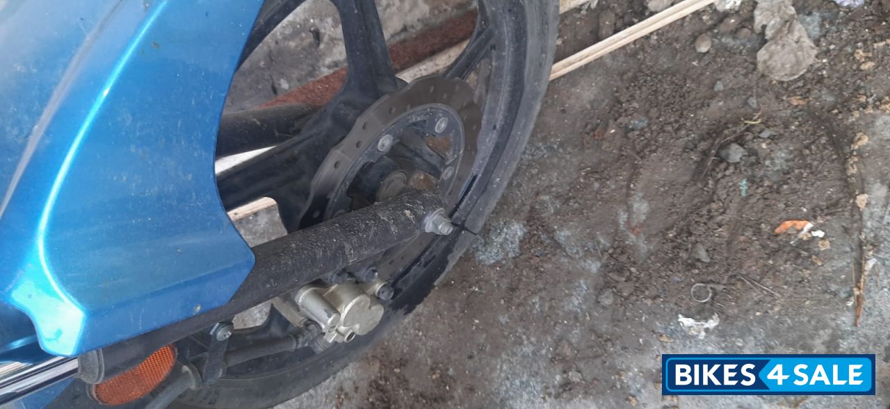 TVS Victor Premium Edition