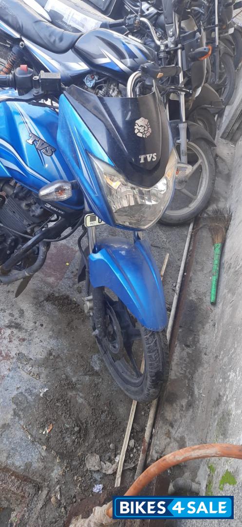TVS Victor Premium Edition