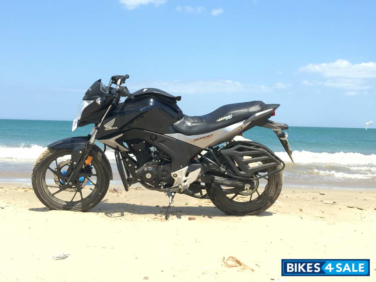 Honda CB Hornet 160R