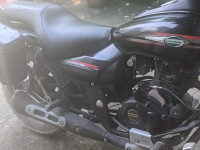 Bajaj Avenger Street 220