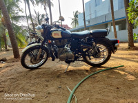 Royal Enfield Classic 500