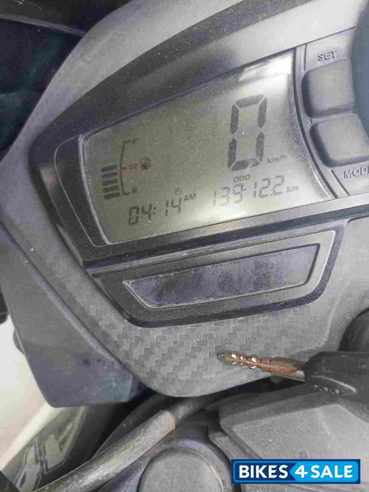 Black TVS Apache RTR 180