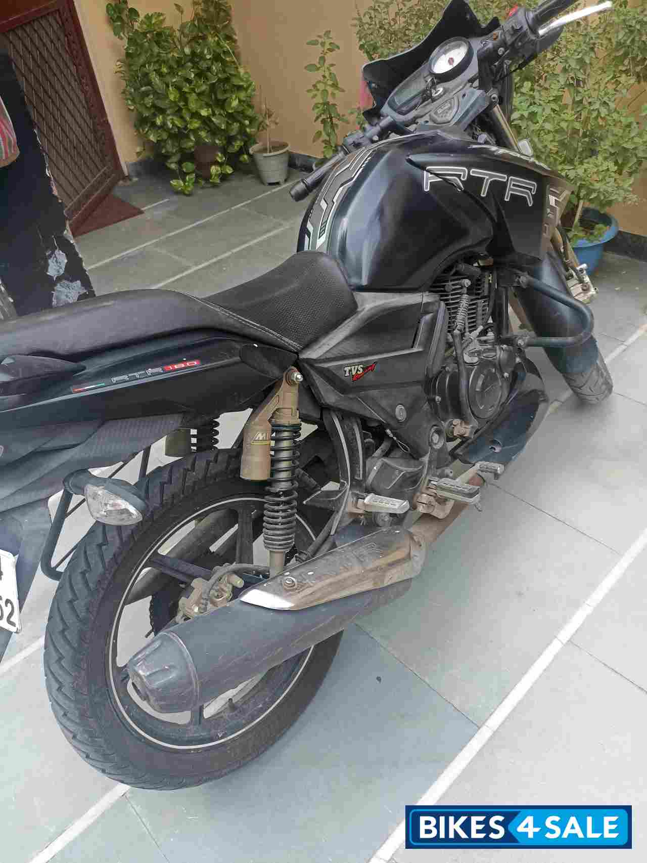 Black TVS Apache RTR 180 Black TVS Apache RTR 180