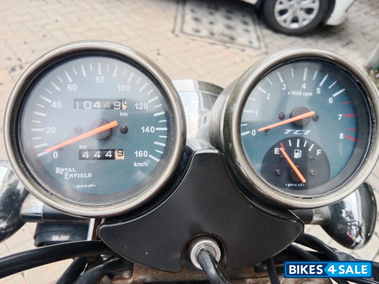 Royal Enfield Thunderbird TwinSpark 350 Royal Enfield Thunderbird TwinSpark 350