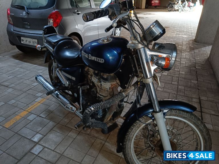 Marine Royal Enfield Thunderbird 350