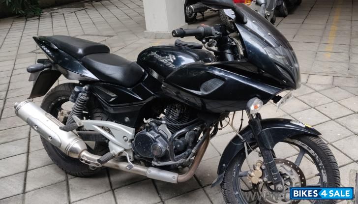 Bajaj Pulsar 220 DTSi