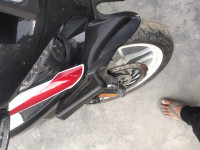 Pearl White Bajaj Pulsar RS 200 BS6