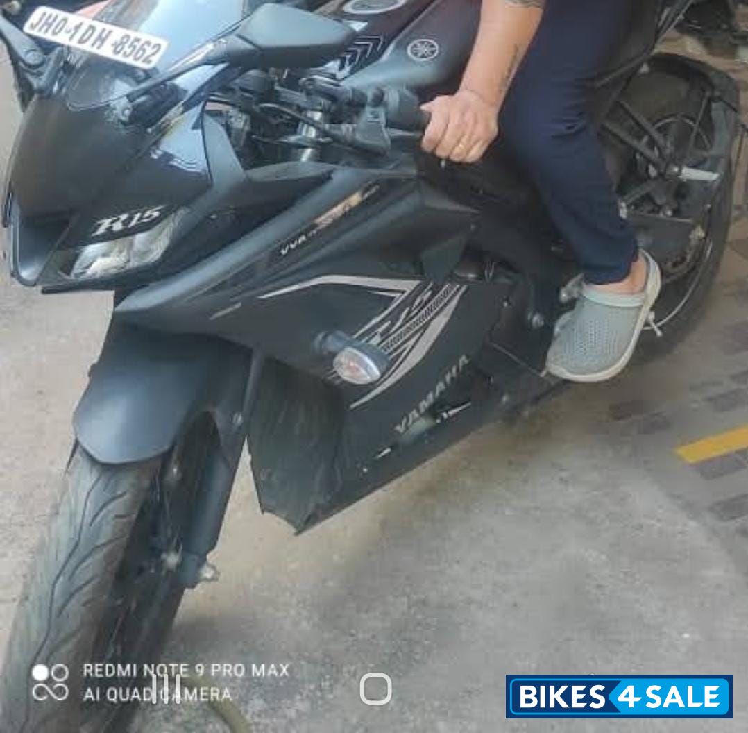 Yamaha YZF R15 V2