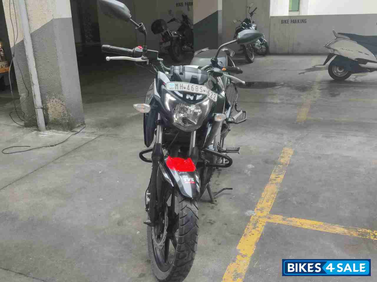 TVS Apache RTR 160 4V
