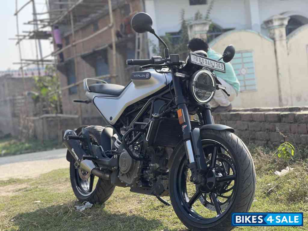 Adventure Silver Husqvarna Vitpilen 250 2020