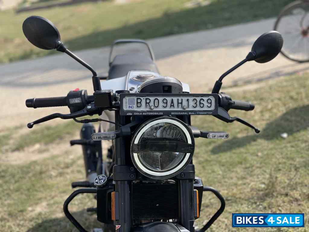 Adventure Silver Husqvarna Vitpilen 250 2020 Adventure Silver Husqvarna Vitpilen 250 2020