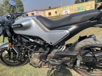 Adventure Silver Husqvarna Vitpilen 250 2020