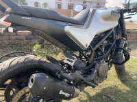 Adventure Silver Husqvarna Vitpilen 250 2020