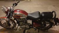 Royal Enfield Classic 500