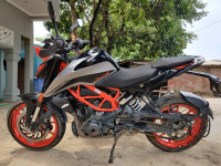KTM Duke 390 BS6