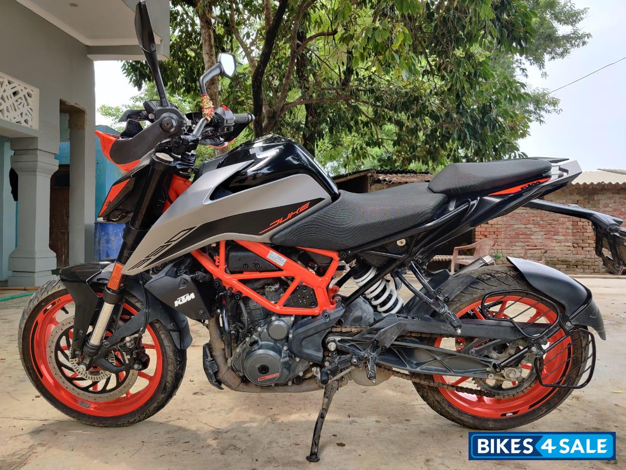 KTM Duke 390 BS6