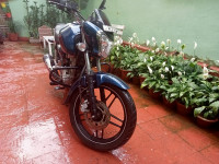 Bajaj V15