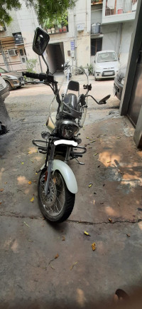Bajaj Avenger Cruise 220 BS6