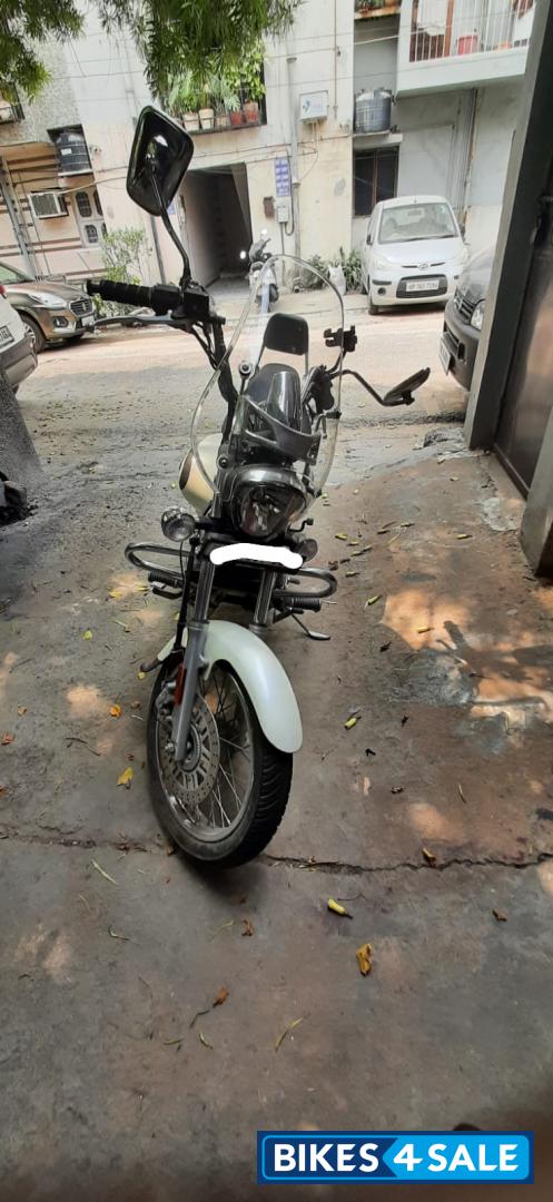 Bajaj Avenger Cruise 220 BS6
