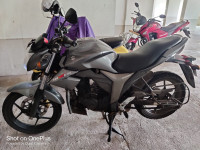 Suzuki Gixxer 150 2015 Model