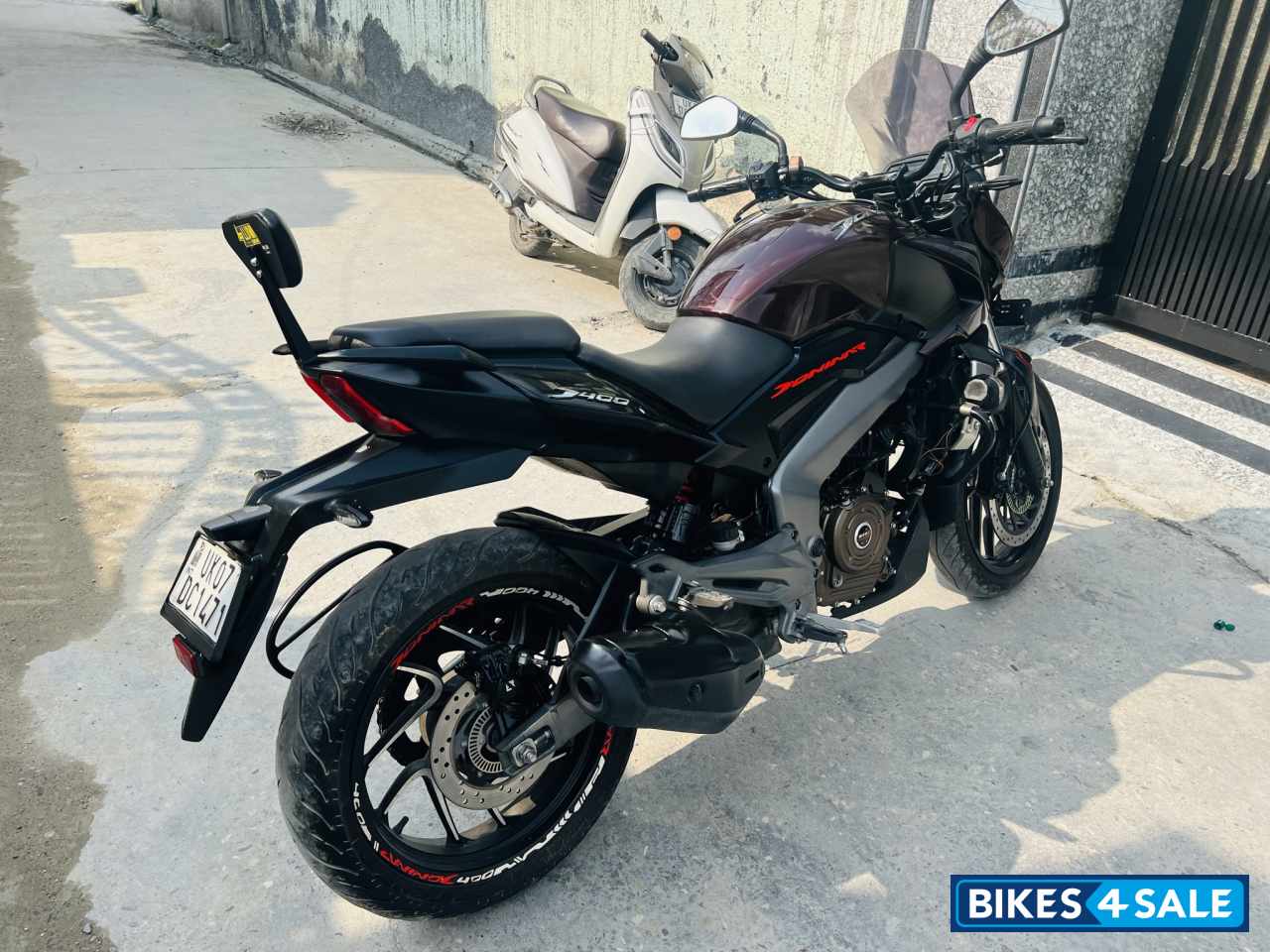 Twilight Plum Bajaj Dominar 400 ABS BS6