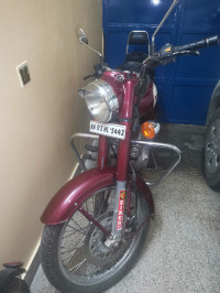 Maroon Royal Enfield Classic 350