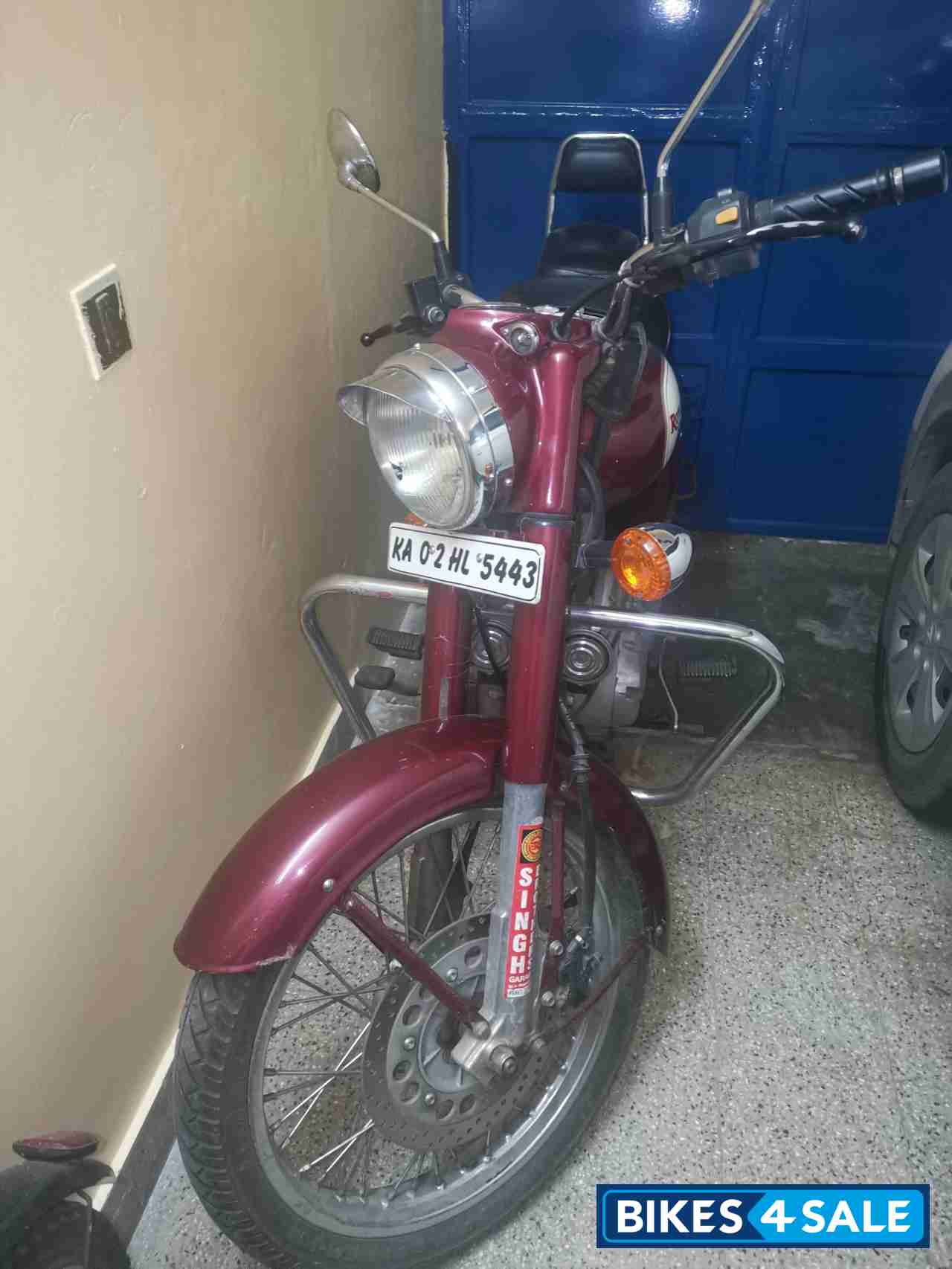 Maroon Royal Enfield Classic 350