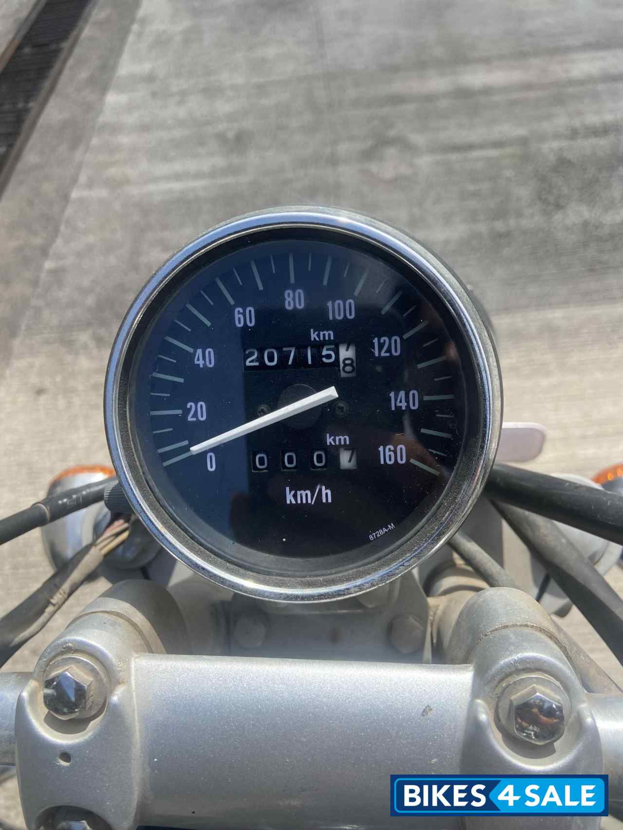 Bajaj Avenger 220 DTS-i