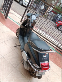 Vespa SXL 125