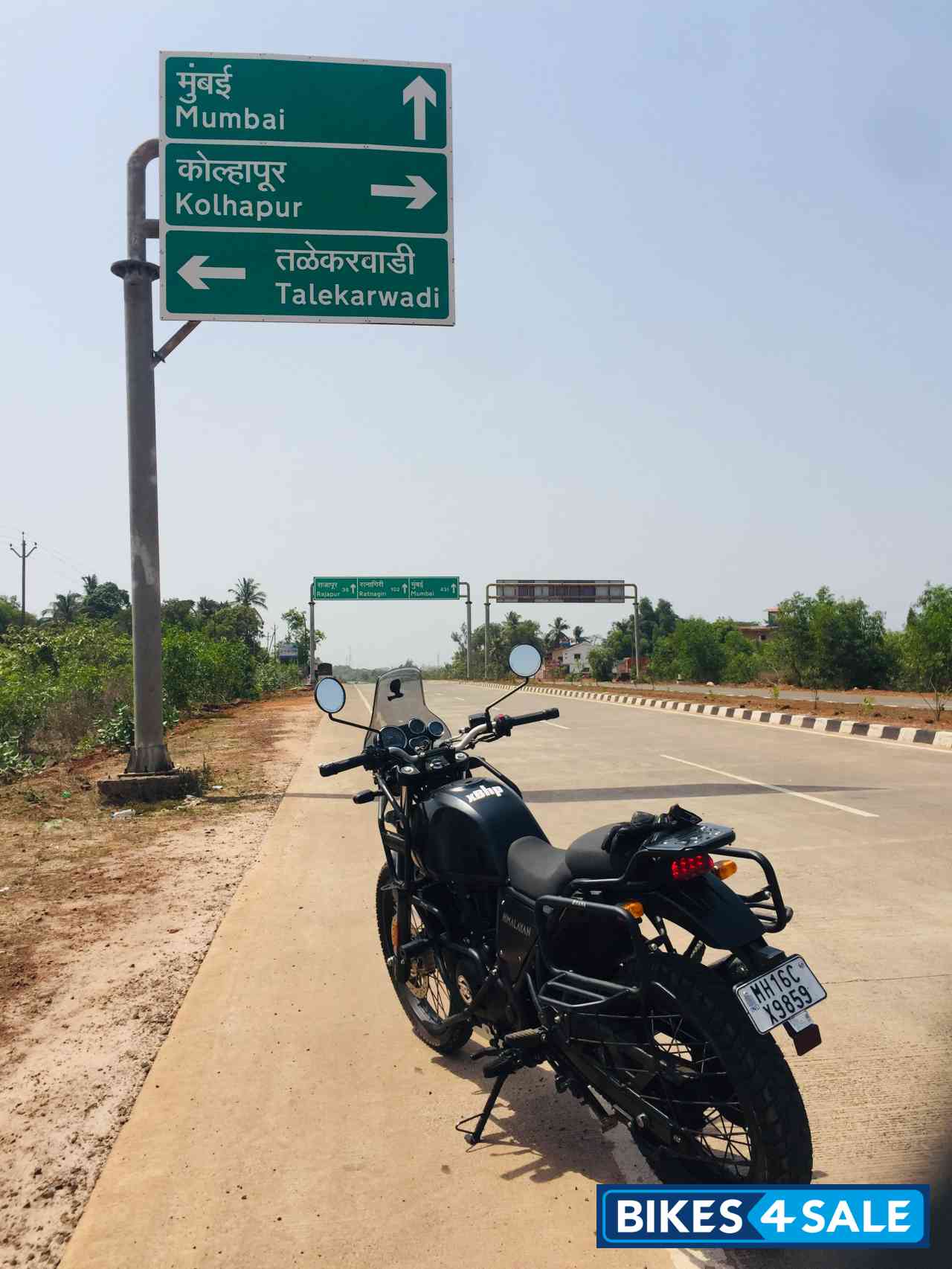 Granite Black Royal Enfield Himalayan Himalayan Updated BS6 Edition