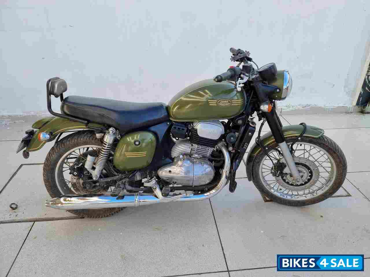 Jawa forty two Dual Channel ABS Galactic Green